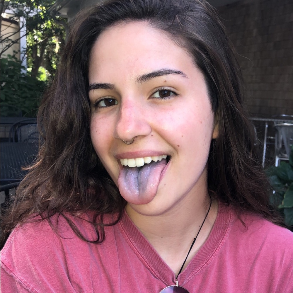 Meet your Posher, Abby